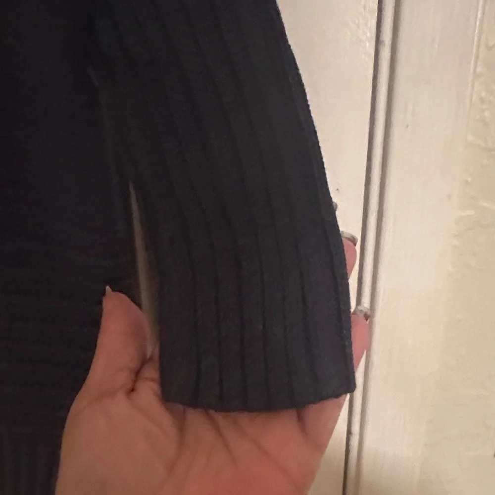 French Connection Dropped Shoulder Sweater - Picture 6 of 8